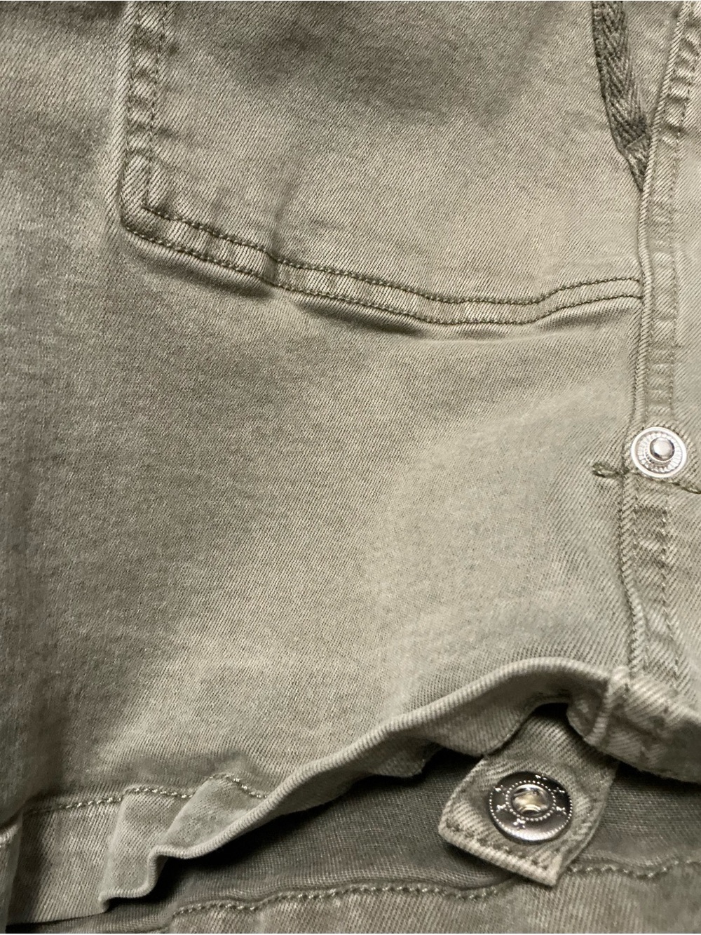 Y2K BKE Buckle Olive Green Cargo Shorts Utility Size 31 - Picture 5 of 9